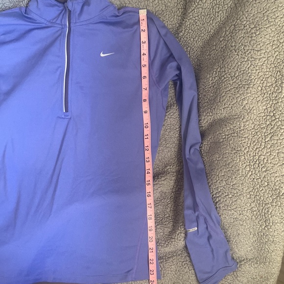 NIKE DRI- FIT HALF ZIP - Picture 3 of 3